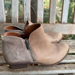 Lucky Brand Textured Tan Ankle Booties